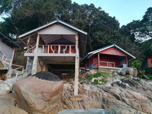 Hostal Lae Tawan Bungalow