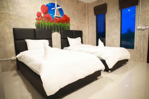 B-cozy Hotel