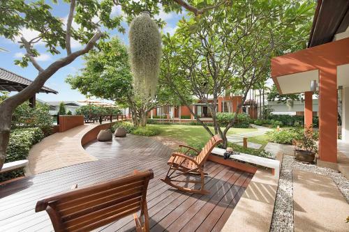 Six Hills Sea View Villa