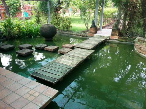 Rim Nam Kong Homestay