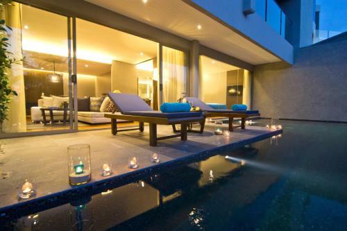 Hotel Away Phuket Le Coral