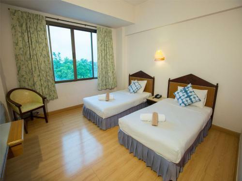 Phrae Nakara Hotel