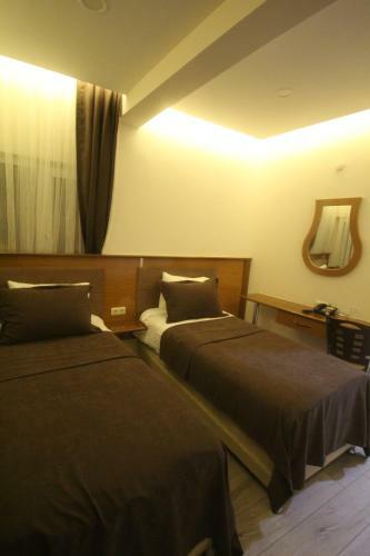 Gulistan Hotel