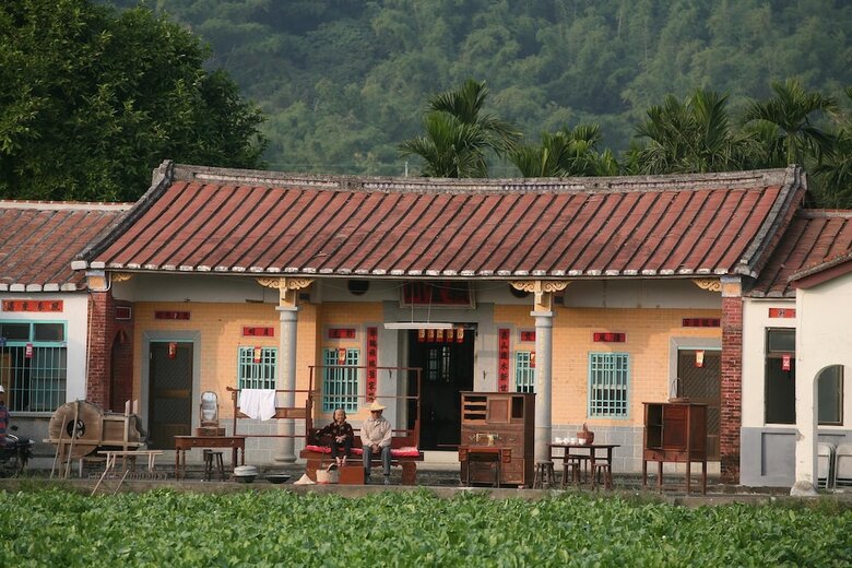 Hostal Yellow And Black Guest House