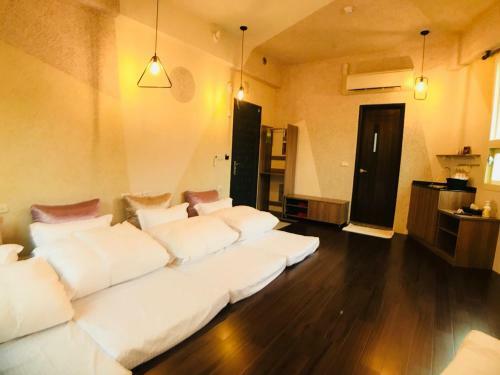 Lodge Bi Xuelin