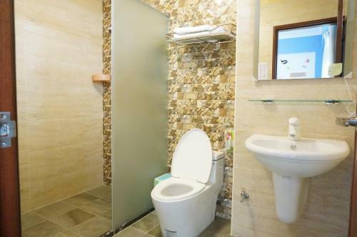 Holby No.8 Elevator Homestay