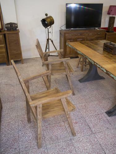 Home & Teak Residence