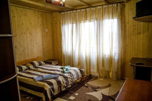Hotel Pid Lisom
