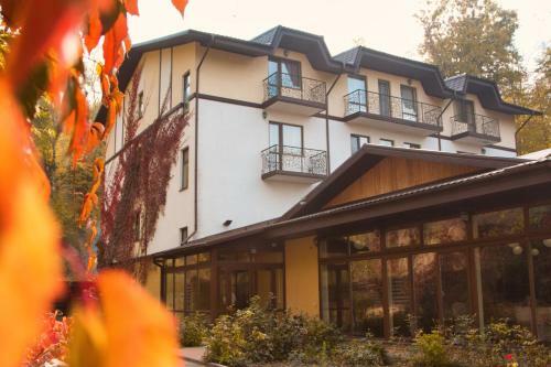 Hotel Fg Dzherelo S