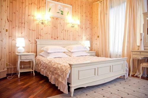 Hotel Resort Uyedineniye