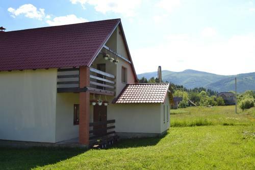 Hostal Sadyba Sunny House