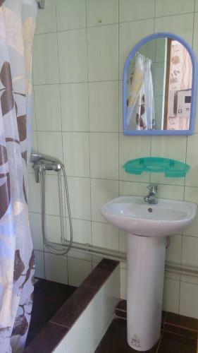 Hostal ????????