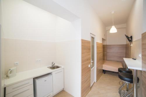 Apartment On Kulisha 29-?