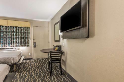Hotel Econo Lodge