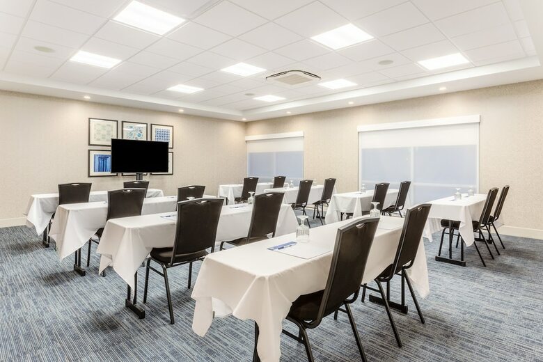 Hotel Holiday Inn Express & Suites - Springfield North