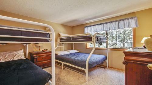 Witch Hazel 16 Three-bedroom Home