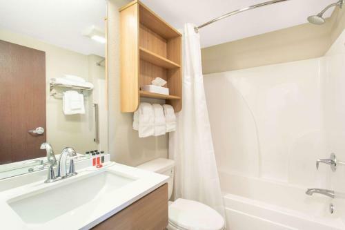 Hotel Microtel Inn & Suites By Wyndham Limon
