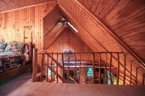 Timber Ridge - Hocking Hills Cabin