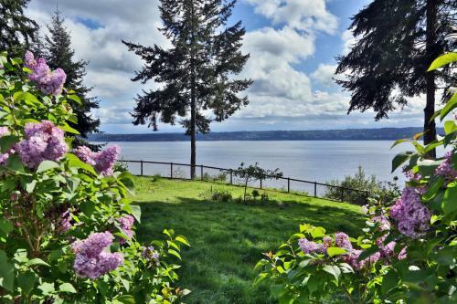 254 - Langley By The Sea - Panoramic Vista