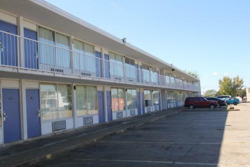 Motel Lonestar Inn And Suite