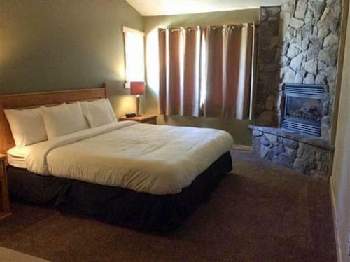 Hotel Arrowhead Mountain Lodge