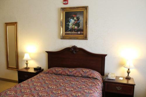 Hotel Silverland Inn & Suites