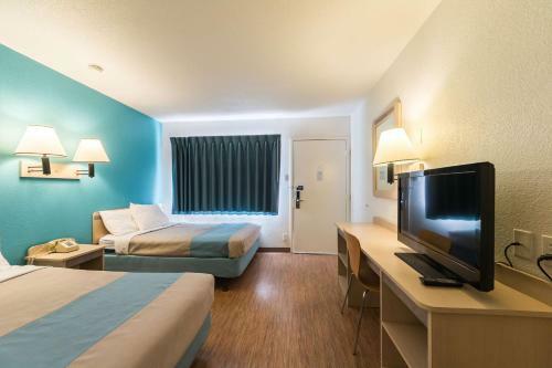 Hotel Motel 6 Deming