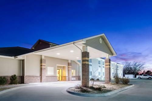 Hotel Rodeway Inn & Suites Hoisington