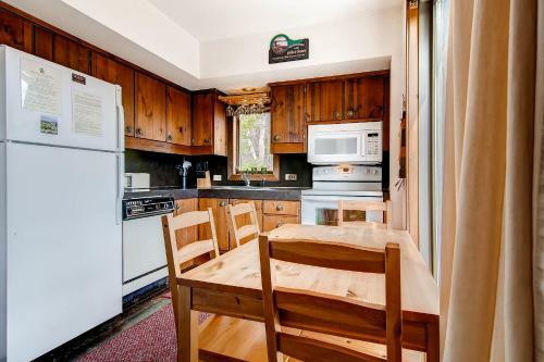 Villa Cedar Rock Chalet