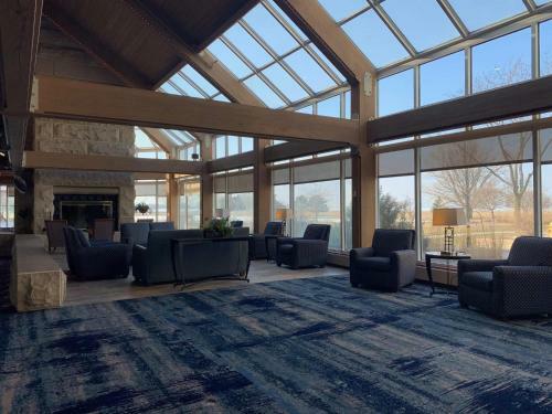 Hotel Maumee Bay State Park Lodge