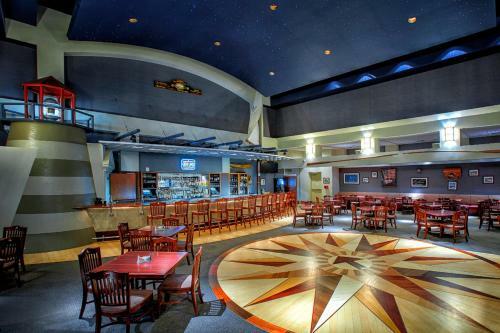 Hotel Maumee Bay State Park Lodge