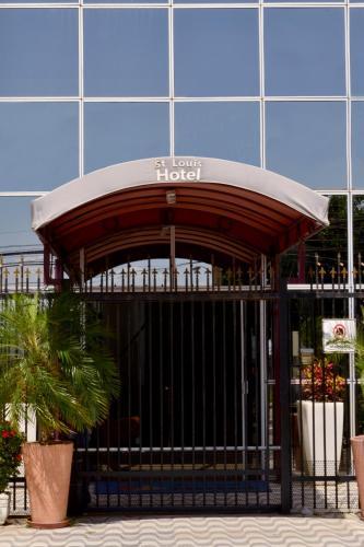 St Louis Hotel