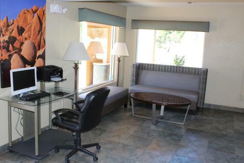 Hotel Cajon Pass Inn