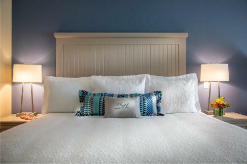 Chautauqua Harbor Hotel - Jamestown