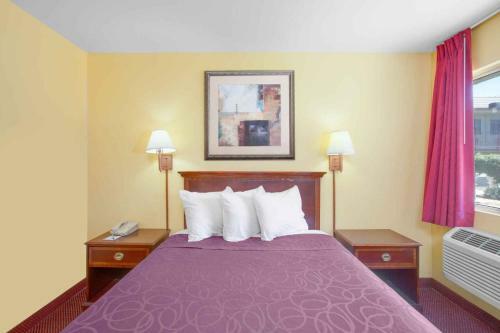 Lodge Travel Stay - Coalinga