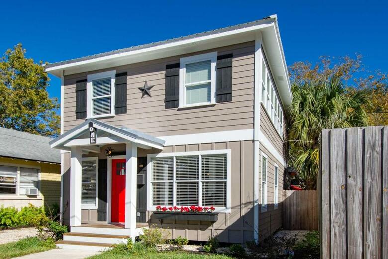 1 Fletcher Ln
