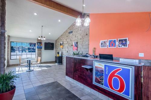 Hotel Motel 6 Childress