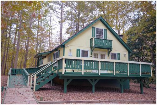 Pine Mountain Club Chalets