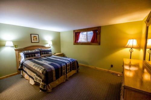 Grande Butte Lodge - Hocking Hills Home