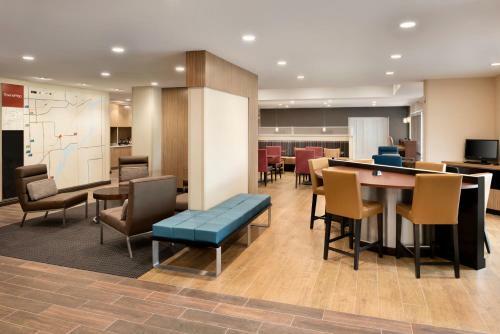 Hotel Towneplace Suites By Marriott Joliet Minooka