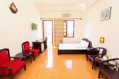 Hotel Kh�ch S?n Ninh Thu?n