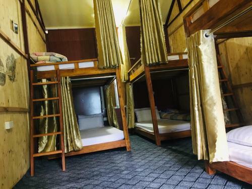 Bed & Breakfast Green Hill Hostel & Tour