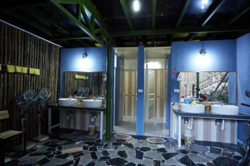Bed & Breakfast Green Hill Hostel & Tour