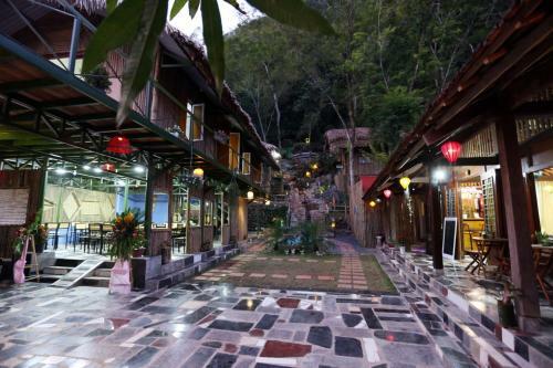 Bed & Breakfast Green Hill Hostel & Tour