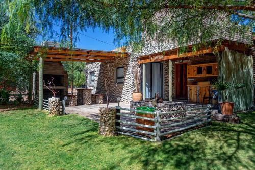 Hostal Kalahari Camelthorn Camping And B&B