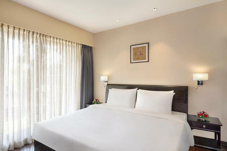 Hotel Radisson Blu Resort & Spa Karjat