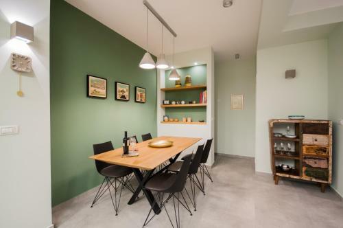 Ben Gurion Apartment