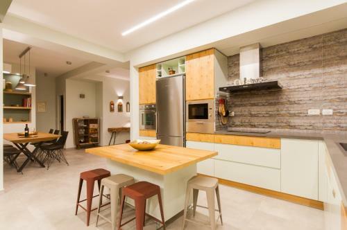 Ben Gurion Apartment