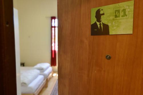 Roger�s Hostel Tel Aviv (age 18-45)