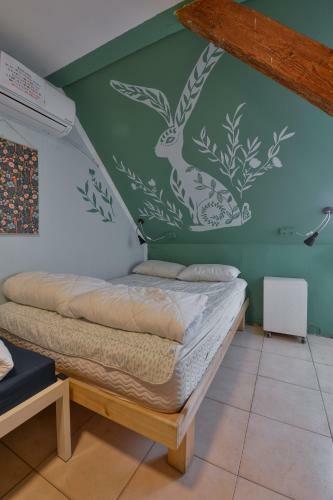 Roger�s Hostel Tel Aviv (age 18-45)